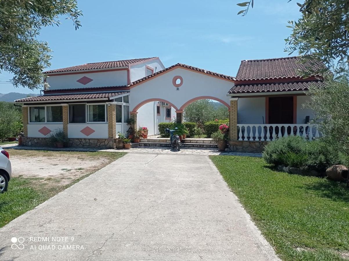Villa Yannis Рода Экстерьер фото